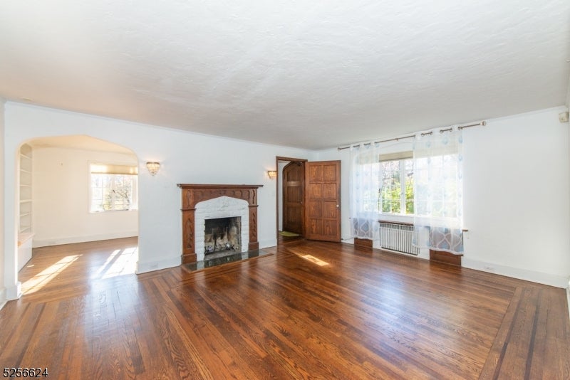 21 N Glen Rd