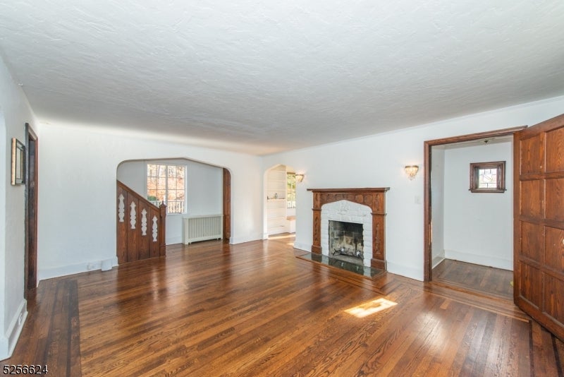 21 N Glen Rd