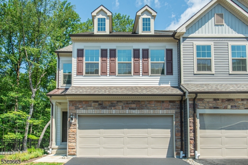 12 Gauer Ct