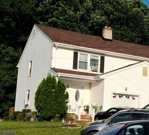 Photo of 1 Union St, Netcong, NJ 07857 (MLS # 4008796)