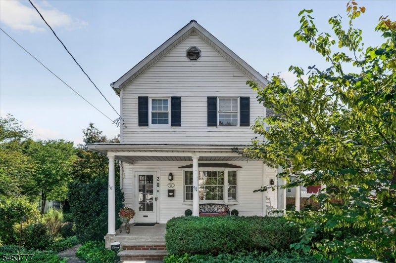28 Leary Ave