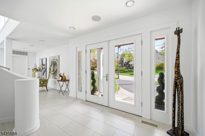 28 Glen Ct