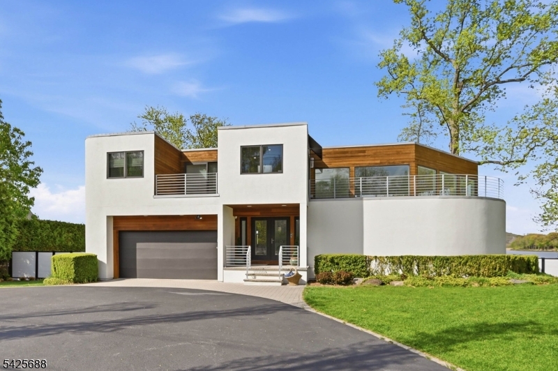 28 Glen Ct