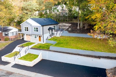 Photo of 24 Bertrand Island Rd, Mount Arlington, NJ 07856 (MLS # 3995286)
