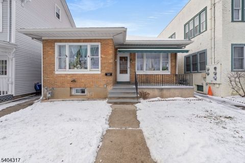 392 Lincoln St Phillipsburg Town NJ 08865