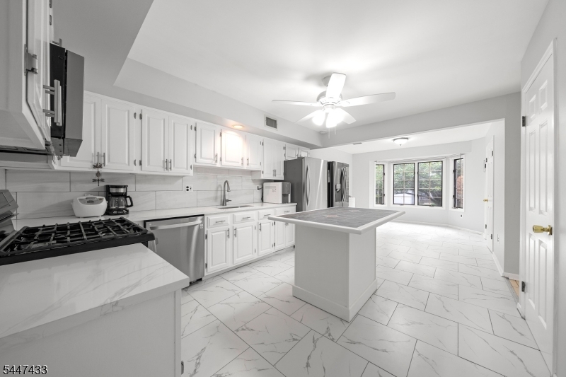 35 Mulford Dr