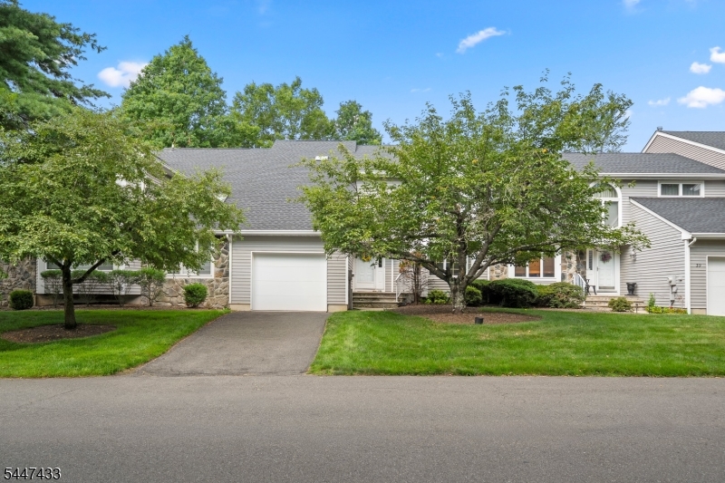 35 Mulford Dr