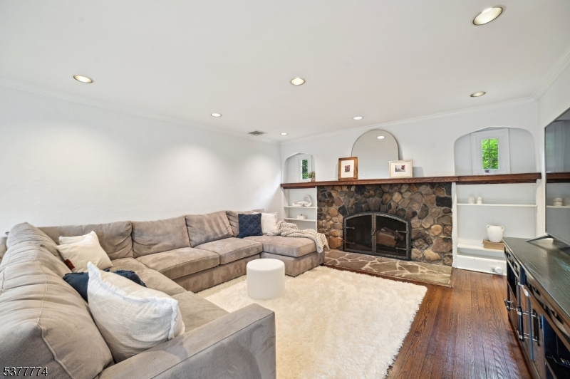 280 Wyoming Ave