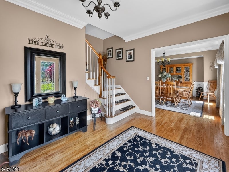 17 Saddle Ridge Rd
