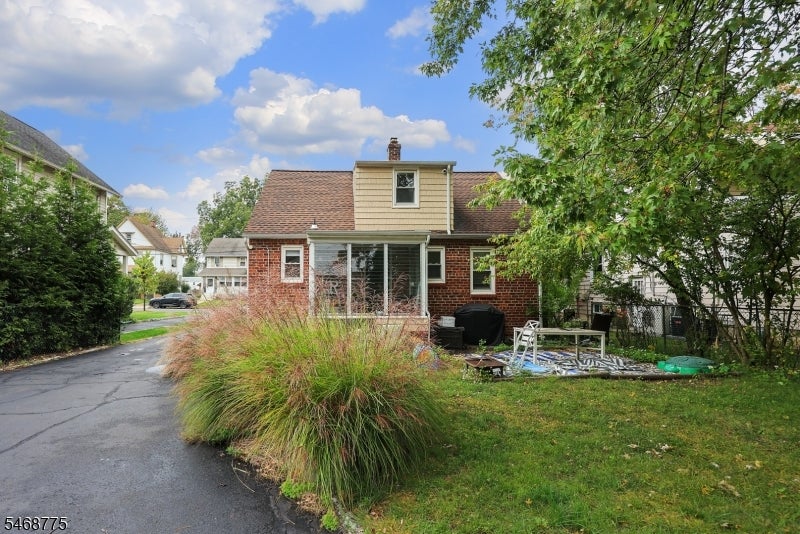 232 Myrtle Ave