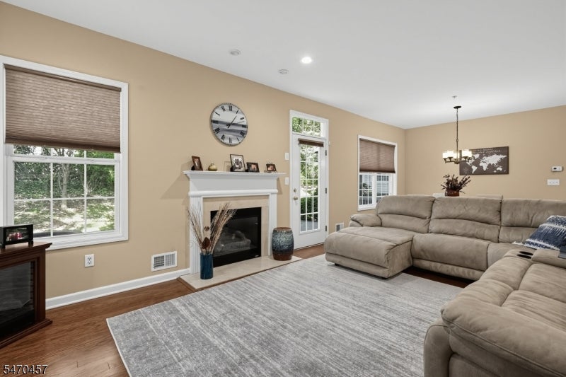 166 Brittany Ct 166