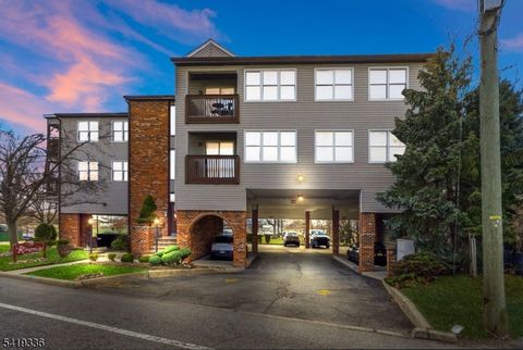 779 Riverside Ave Lyndhurst Twp. NJ 07071