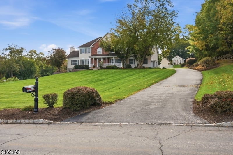 13 Saddle Ridge Rd