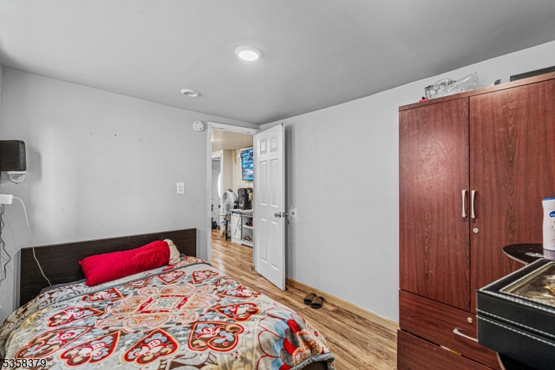 316-318 John St
