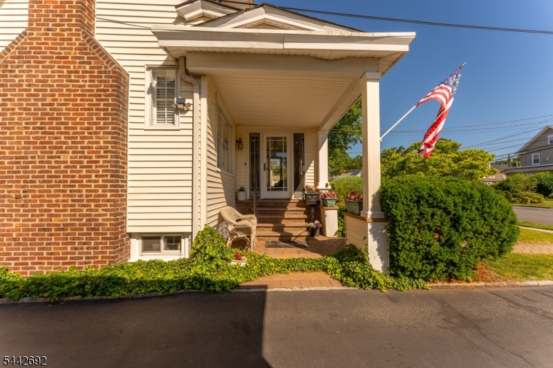 744 Wyoming Ave