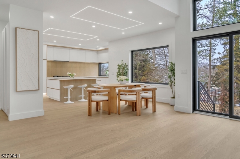 95 Fellswood Dr