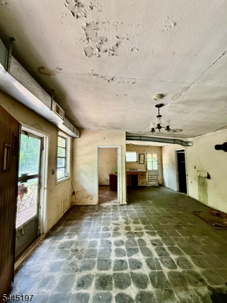 58 Hollow Rd