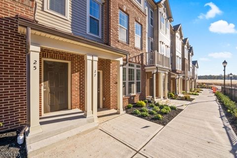 Photo of 25 Robeson St, Somerville, NJ 08876 (MLS # 3994487)