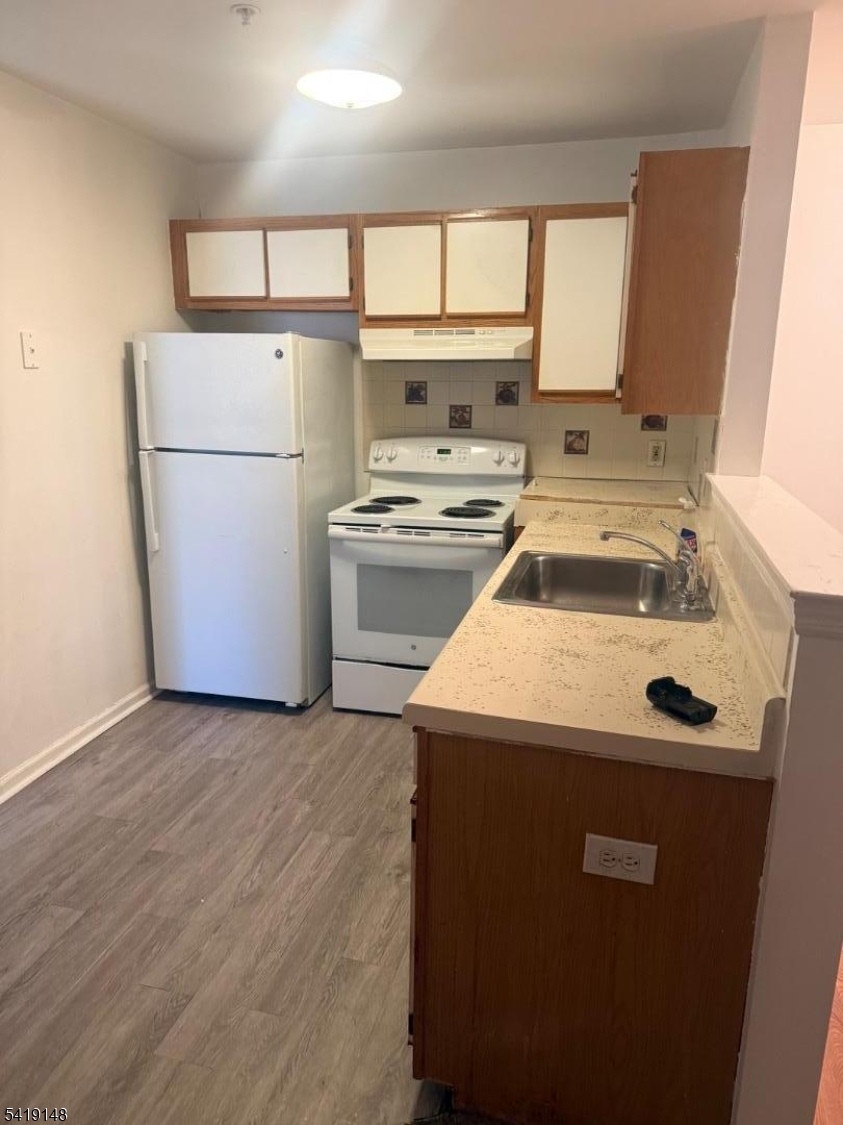 5105 Tudor Dr 05