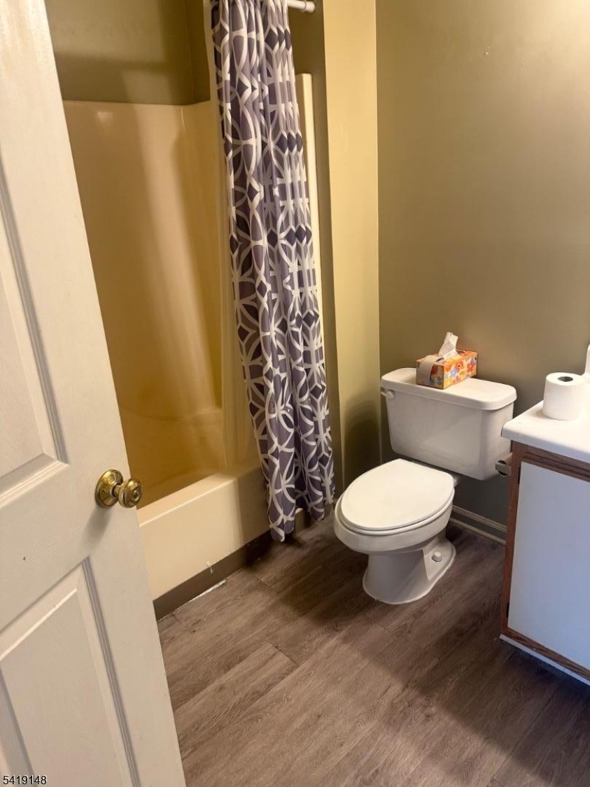 5105 Tudor Dr 05