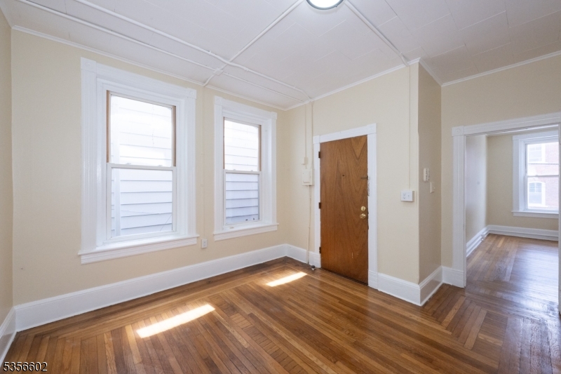 36 Main St A