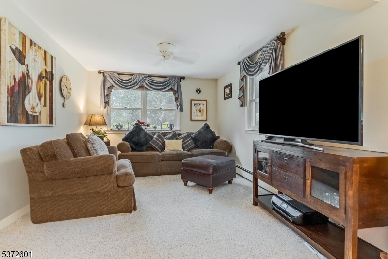 29 Cypress Dr