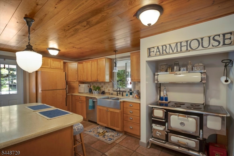 206 Mcpeek Rd