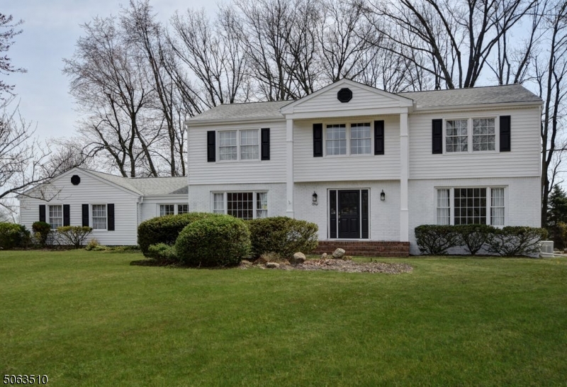 1 Allerton Ct