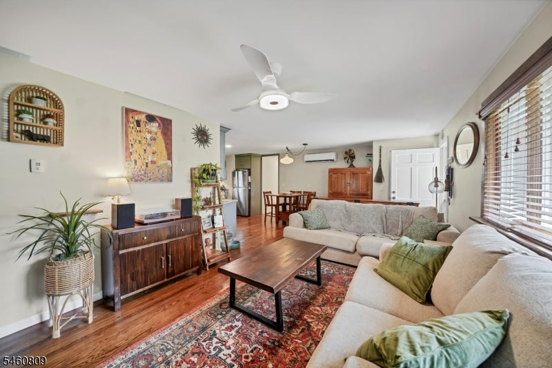 113 Carol Dr