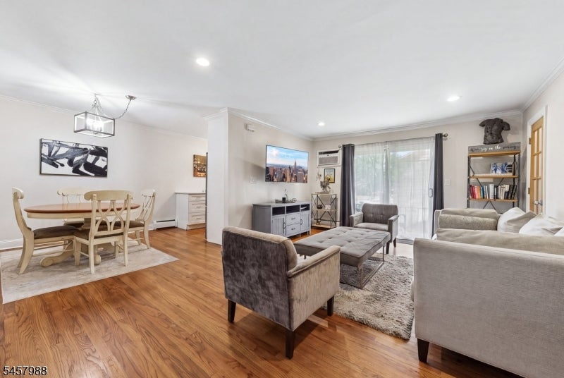 320 South Street 6L