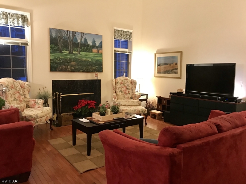 11 Schill Pl