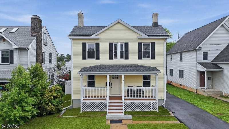 7 Fairview Ave