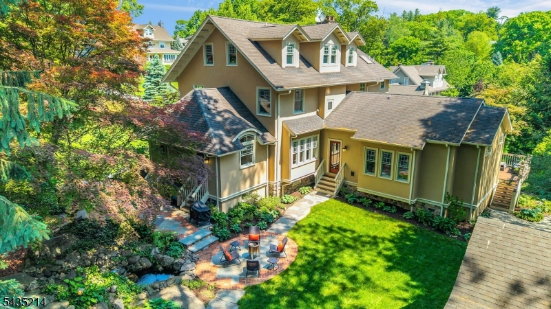 74 Ball Rd