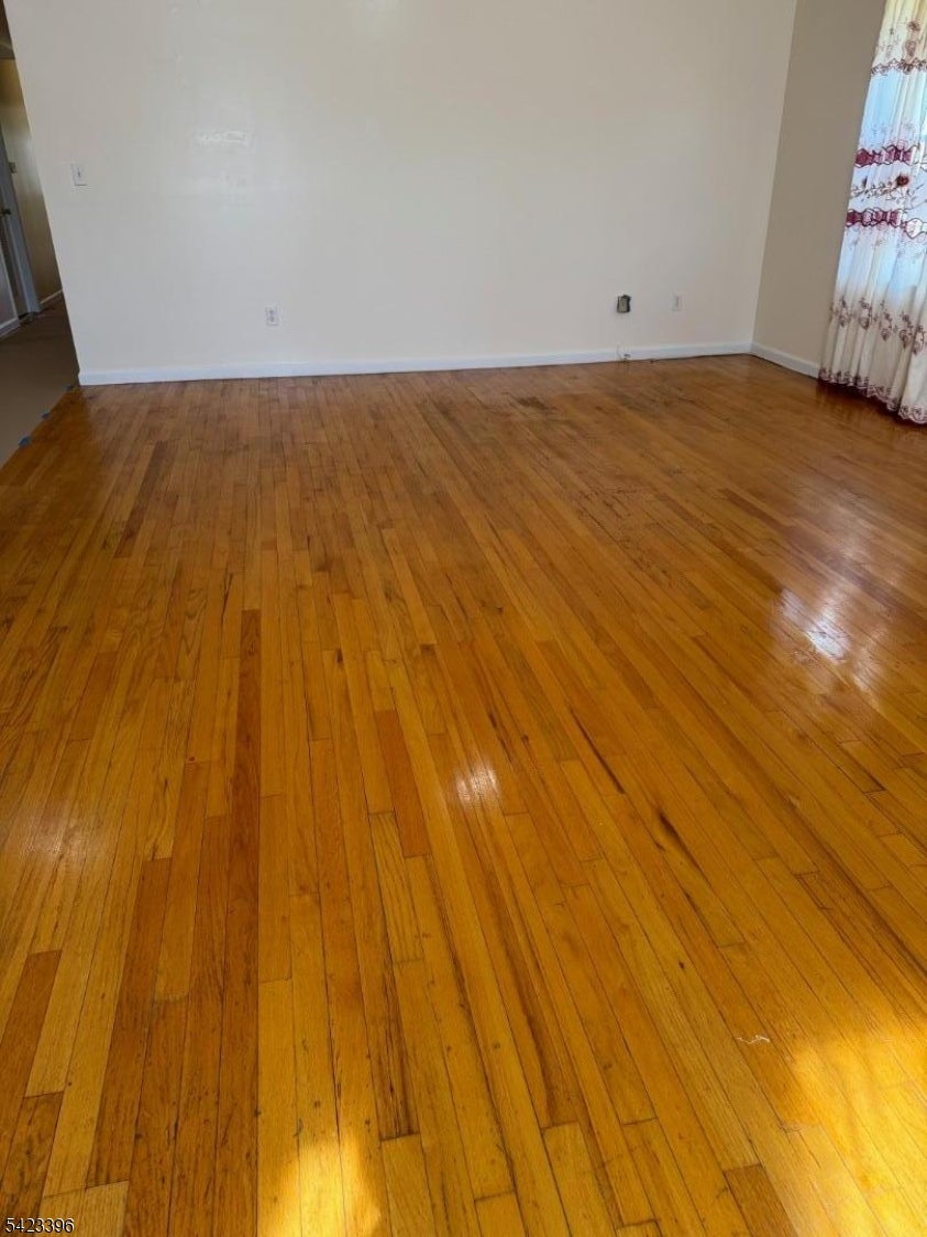 17 Parkway Dr 2