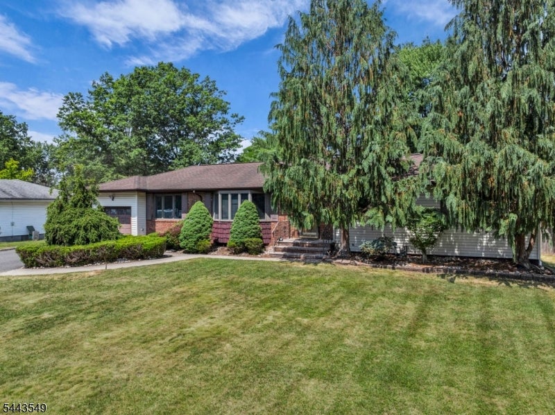 77 Schwinn Dr