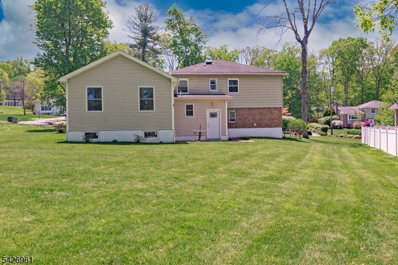 15 Wilson Dr