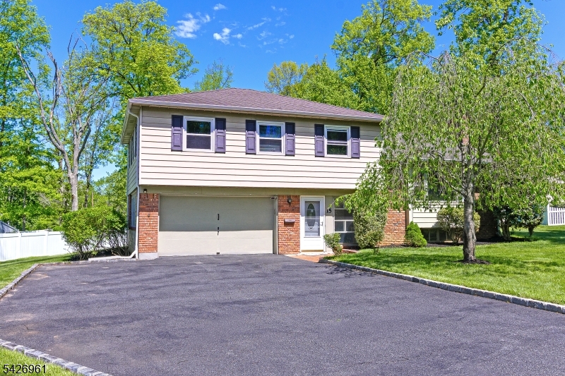 15 Wilson Dr