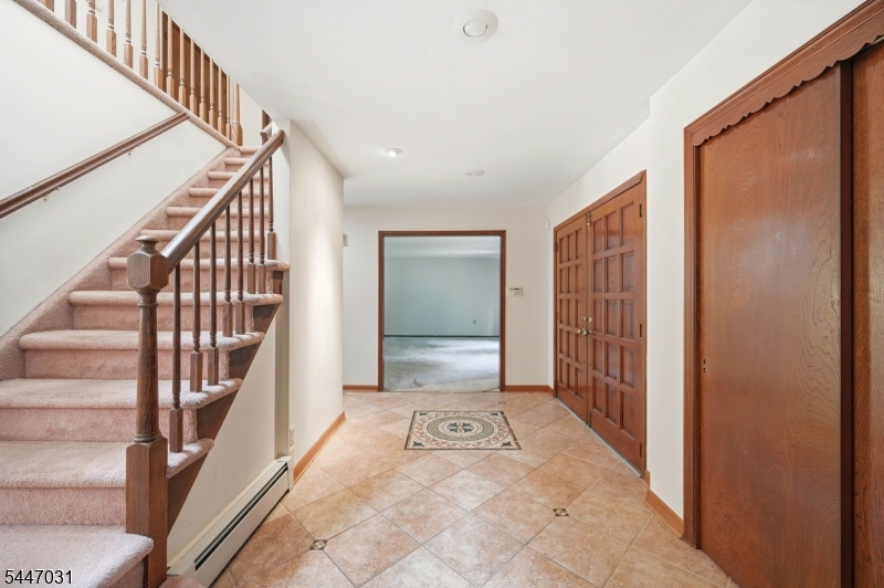351 Ridge Rd