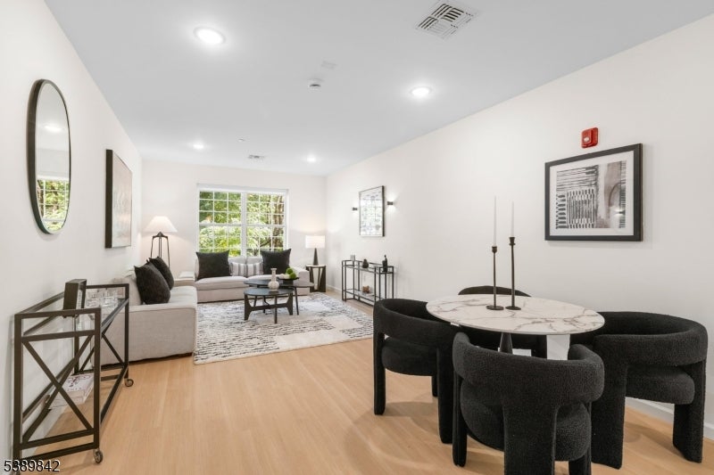 70 Ridgedale Ave 205