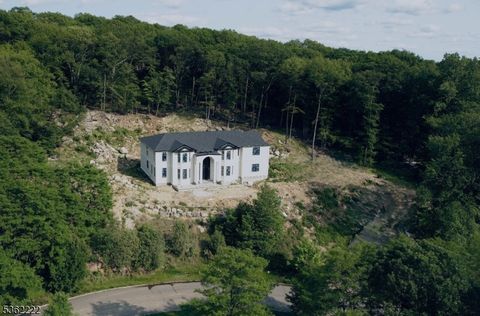 2 Quarry Mountain Ln Montville Twp. NJ 07045