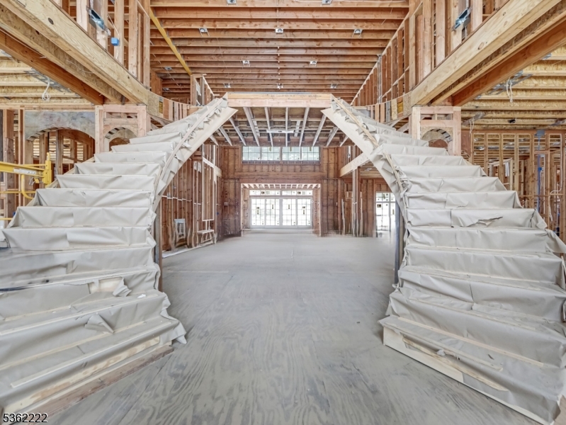 2 Quarry Mountain Ln