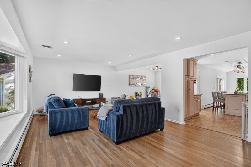 22 Woodside Rd