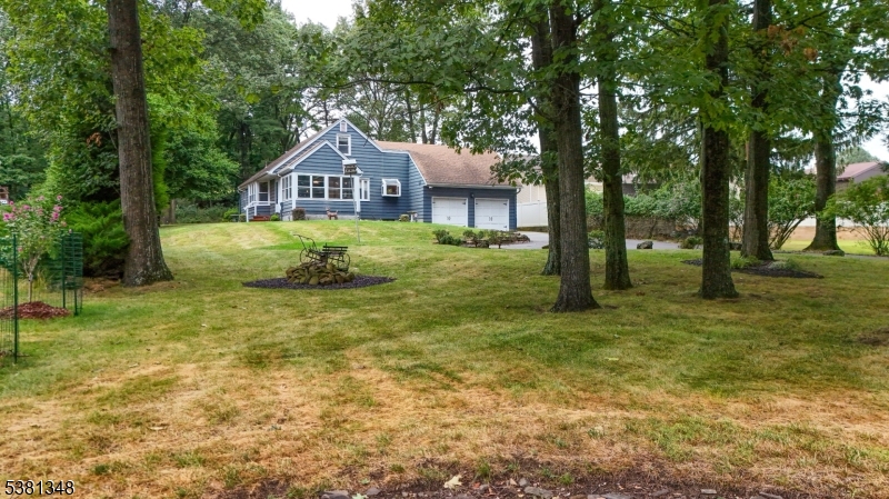 15 Old Rifle Camp Rd
