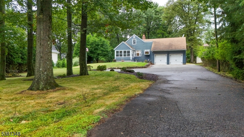 15 Old Rifle Camp Rd