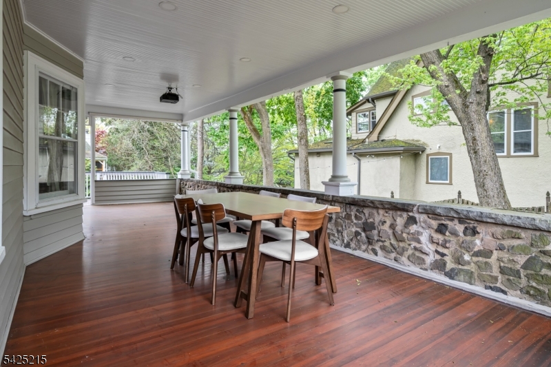 375 Up Mountain Avenue