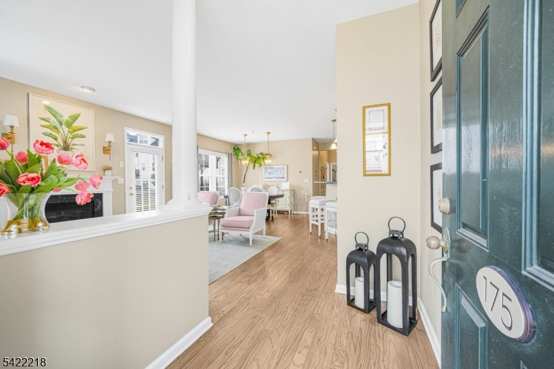 175 George Russell Way