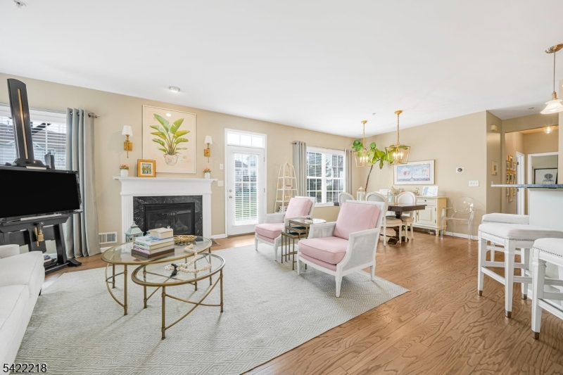 175 George Russell Way