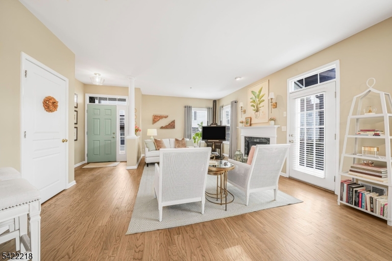 175 George Russell Way