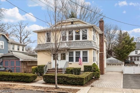 7 Delafield Ave Rutherford Boro NJ 07070