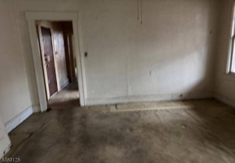 202 Scheerer Ave